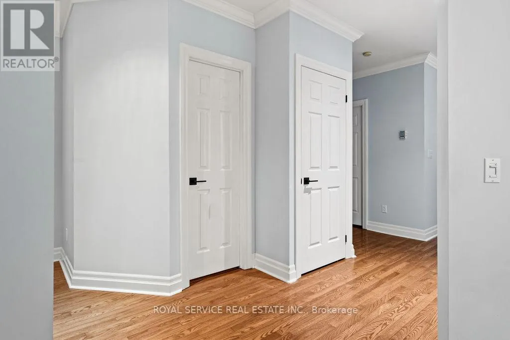 1 - 220 CHURCH STREET, #1