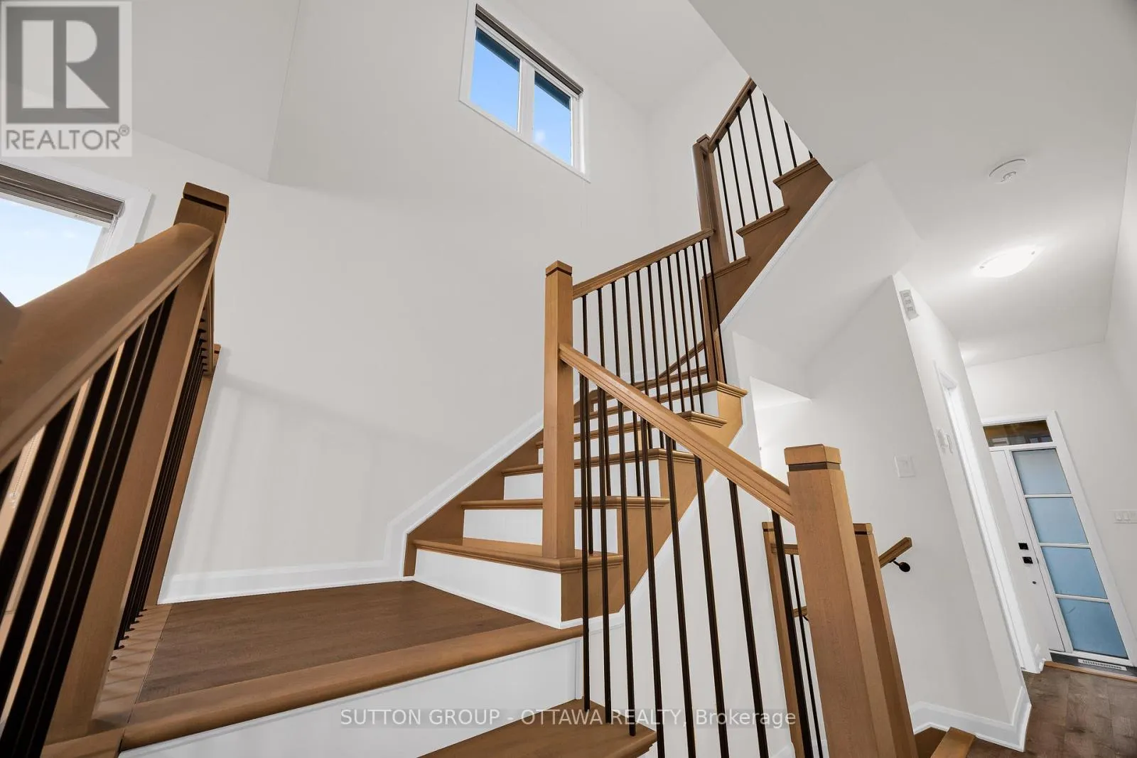 1006 SPEEDVALE COURT