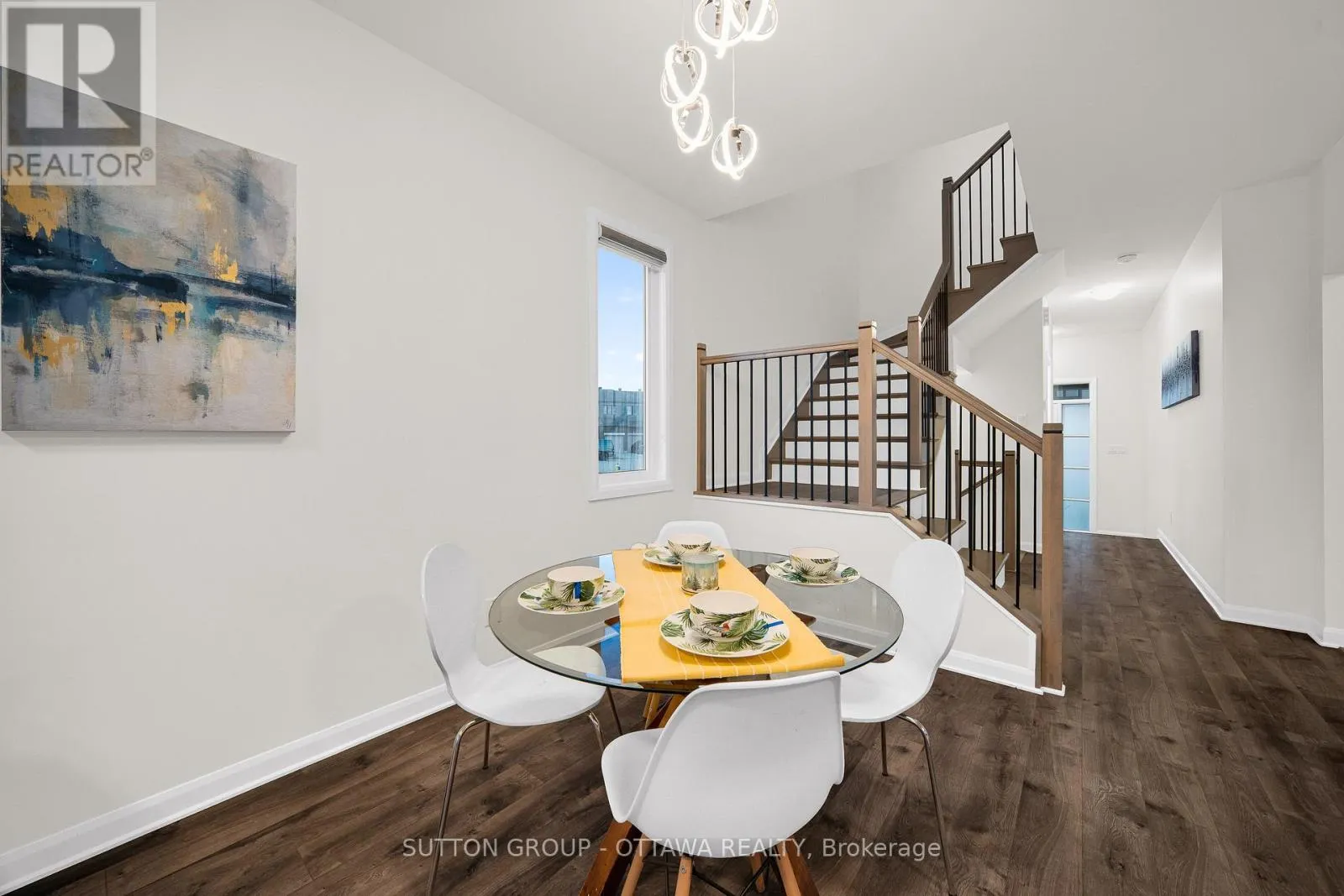 1006 SPEEDVALE COURT