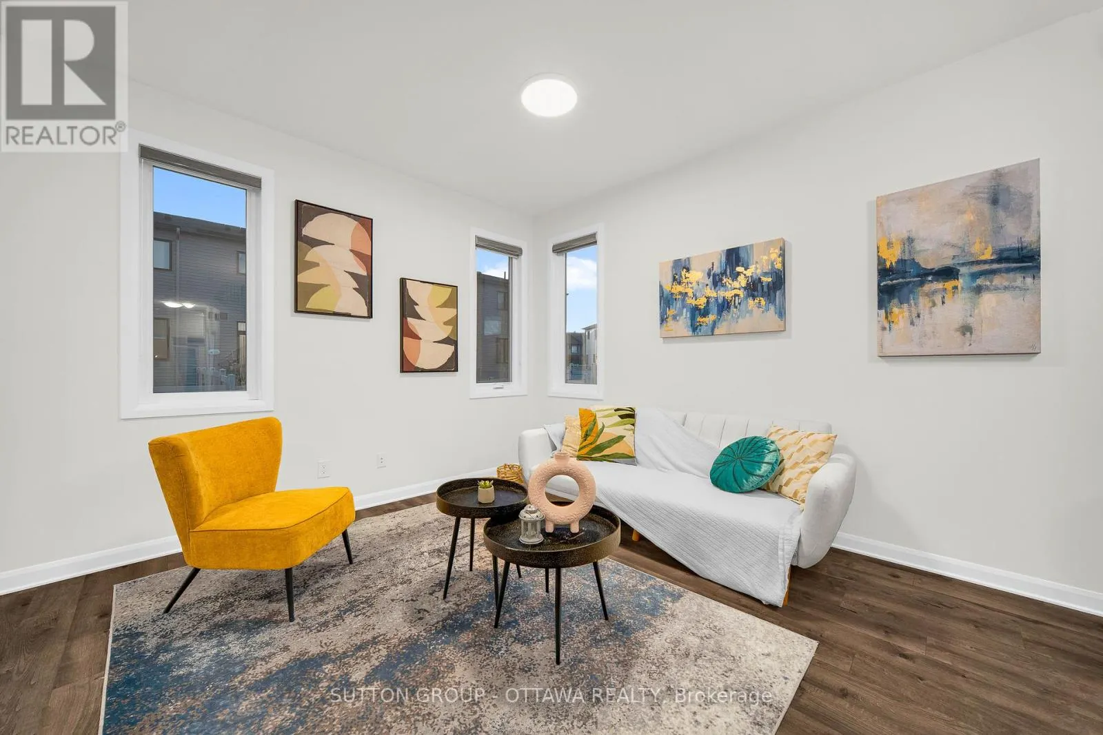 1006 SPEEDVALE COURT