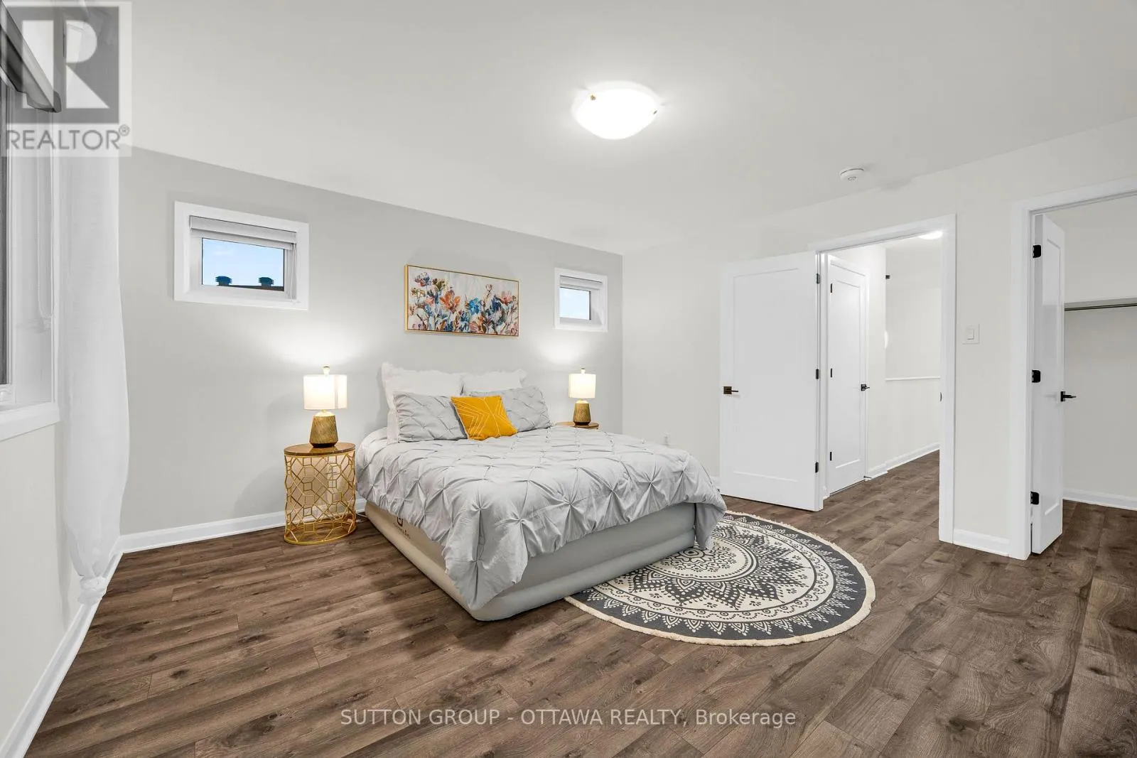 1006 SPEEDVALE COURT