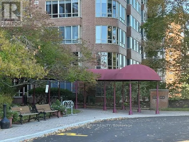 1008 - 100 GRANT CARMAN DRIVE