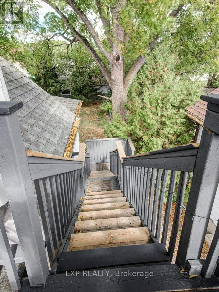 96 EMERY STREET W