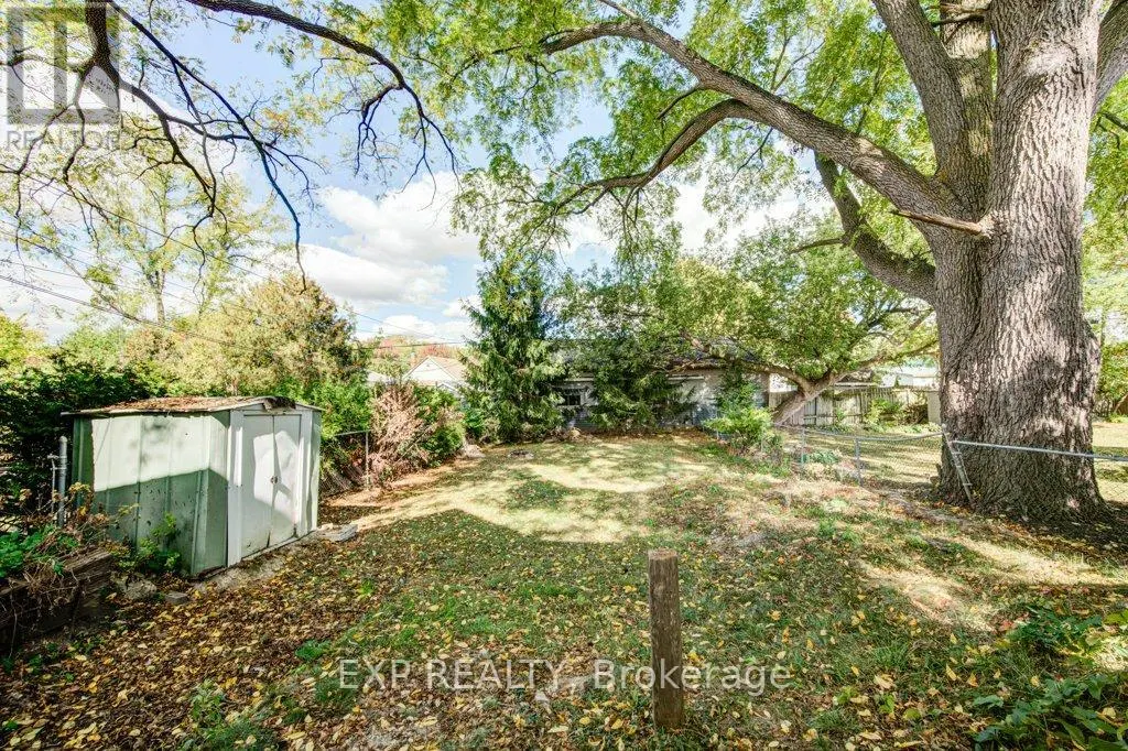 96 EMERY STREET W