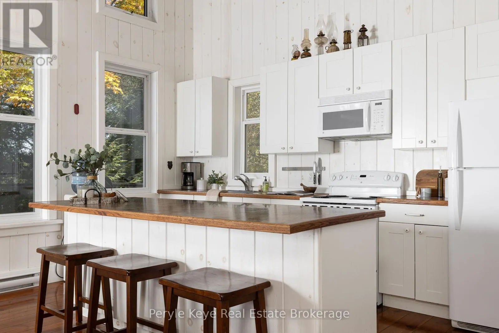 1127 WHISPERING PINES TRAIL