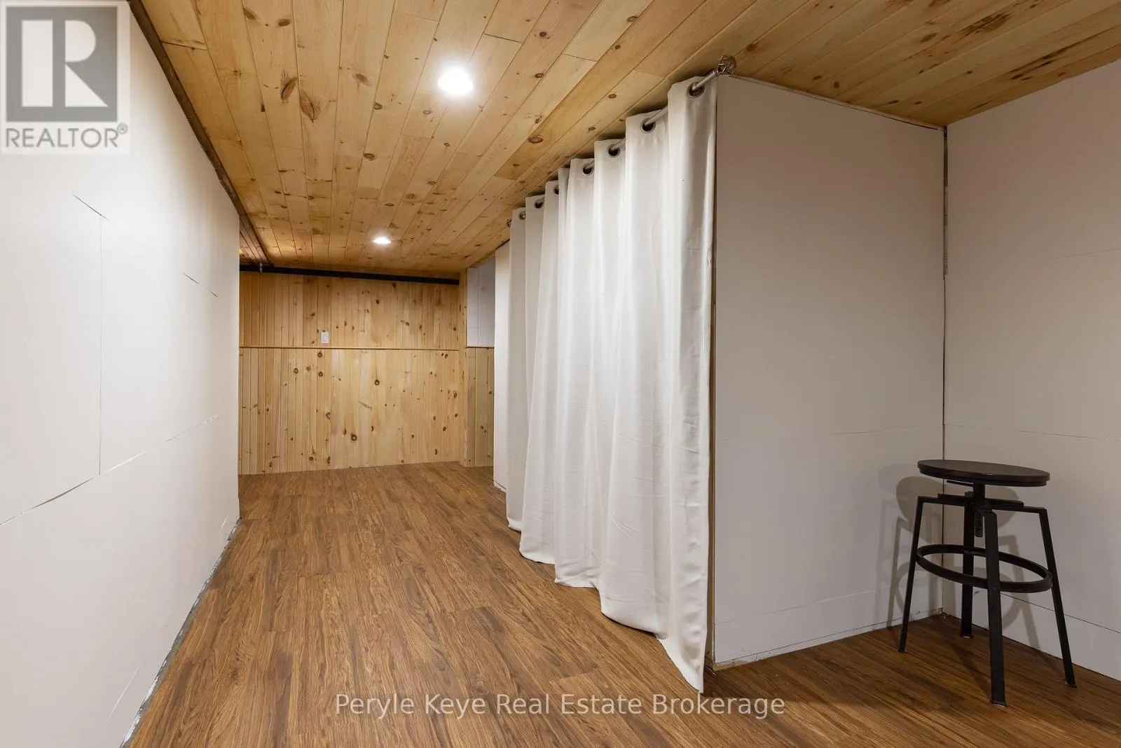 1127 WHISPERING PINES TRAIL