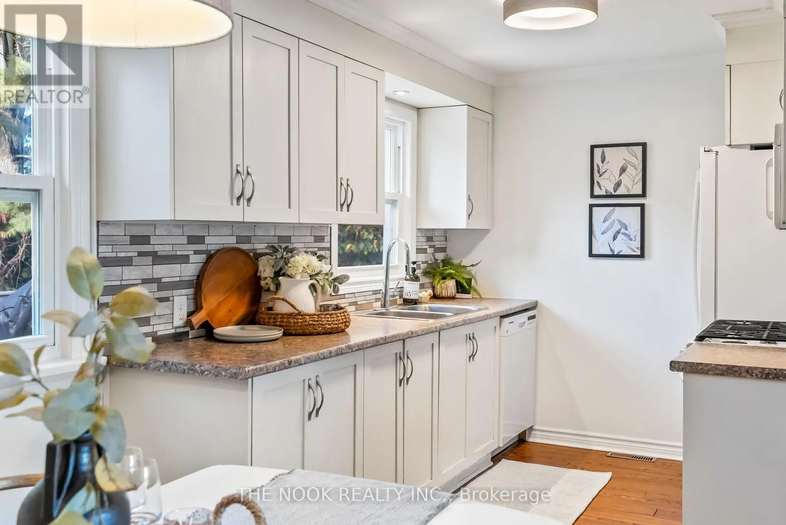 542 ROSEBUSH ROAD