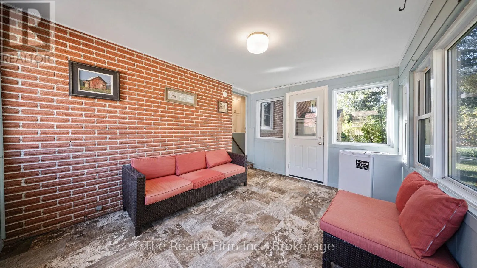 535 DEVONSHIRE AVENUE