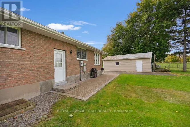 2214 COUNTY 2 ROAD