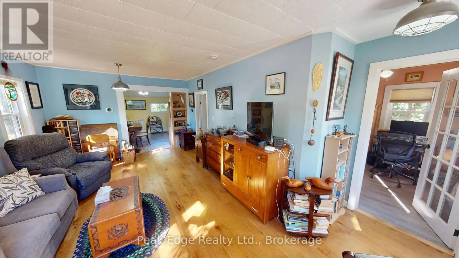 20 DIRSTIEN STREET SOUTH STREET S
