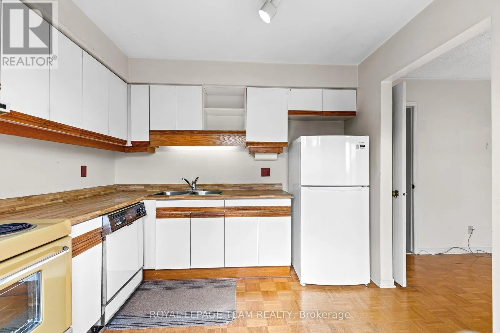 14 - 1149 CHIMNEY HILL WAY