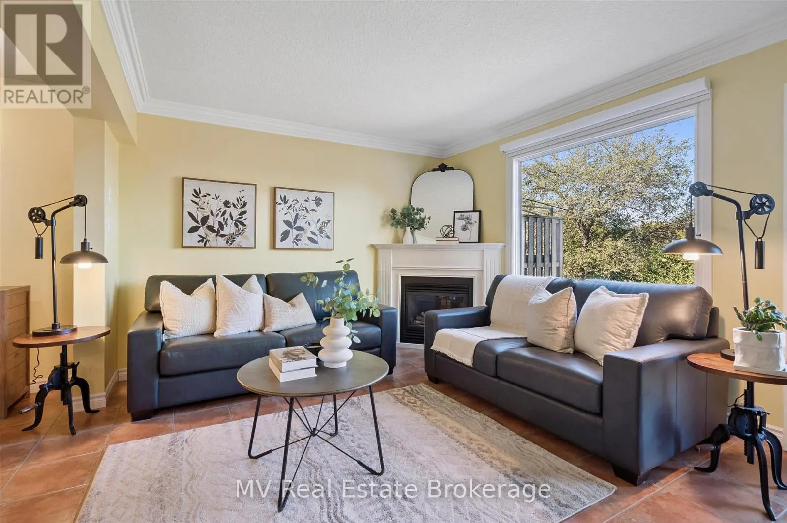 104 GIBBONS DRIVE