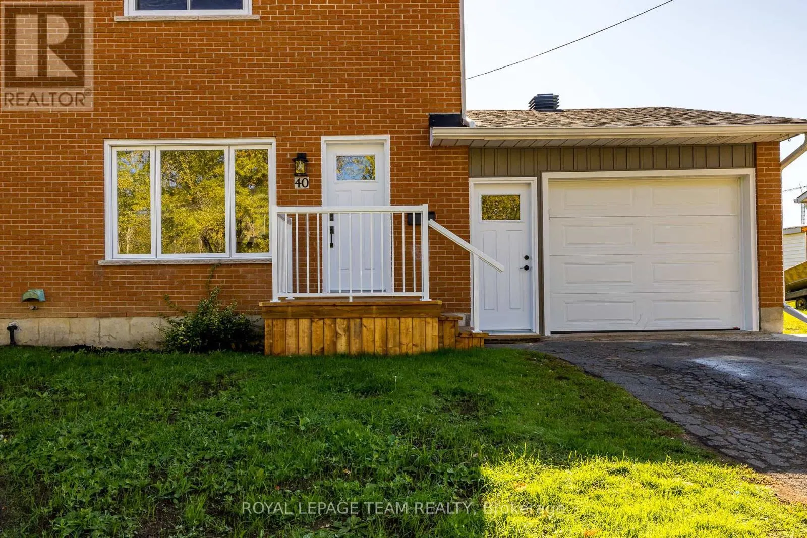 40 BEACH AVENUE