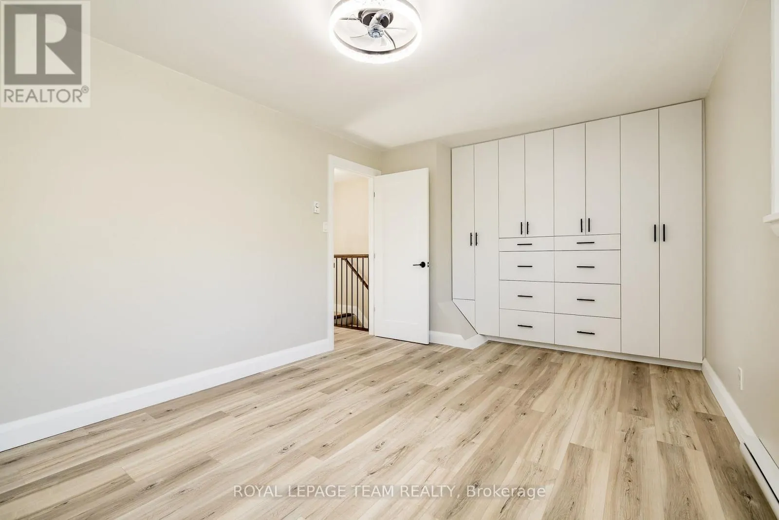 40 BEACH AVENUE