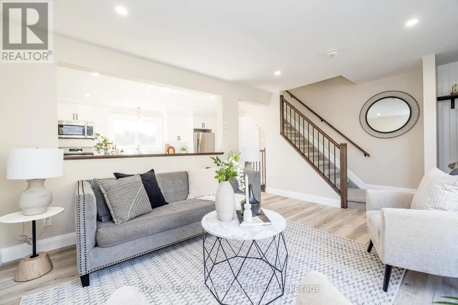 40 BEACH AVENUE