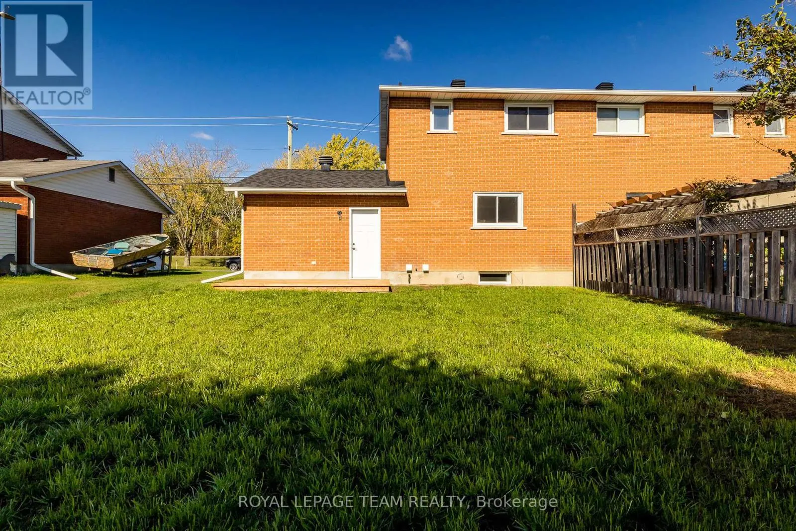 40 BEACH AVENUE