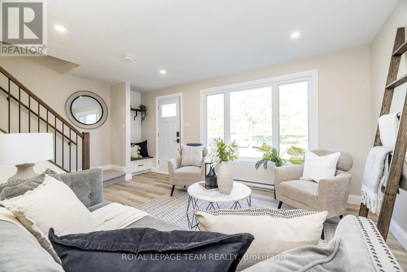 40 BEACH AVENUE