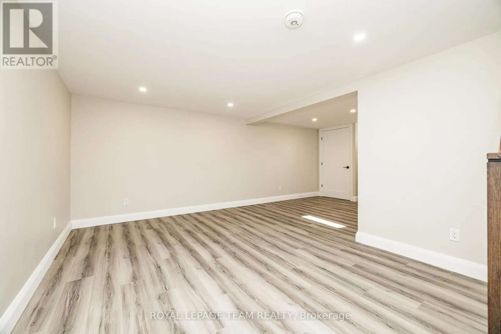 40 BEACH AVENUE