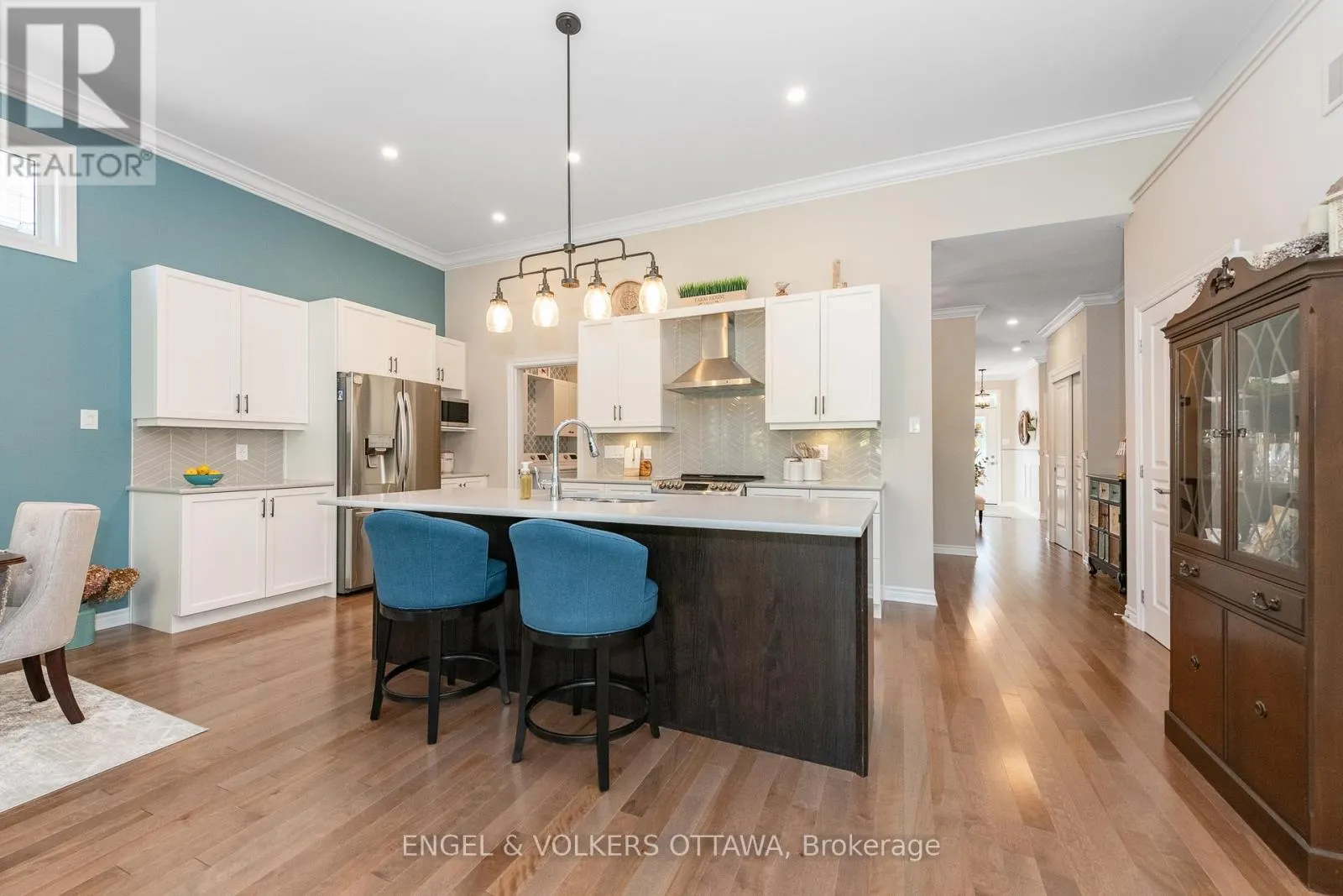 303 EQUINELLE DRIVE