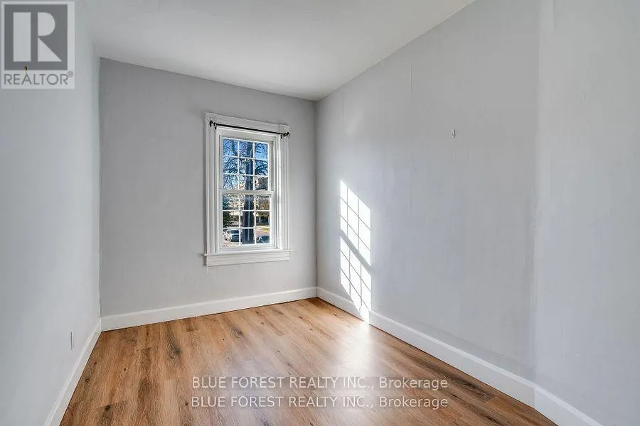 46-48 WELLINGTON STREET E