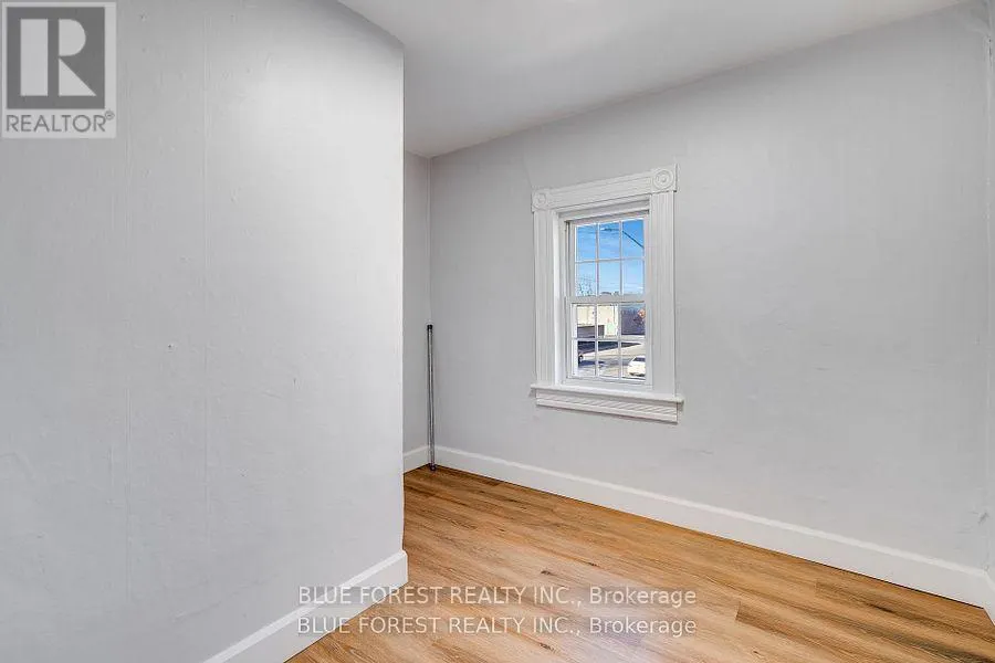 46-48 WELLINGTON STREET E