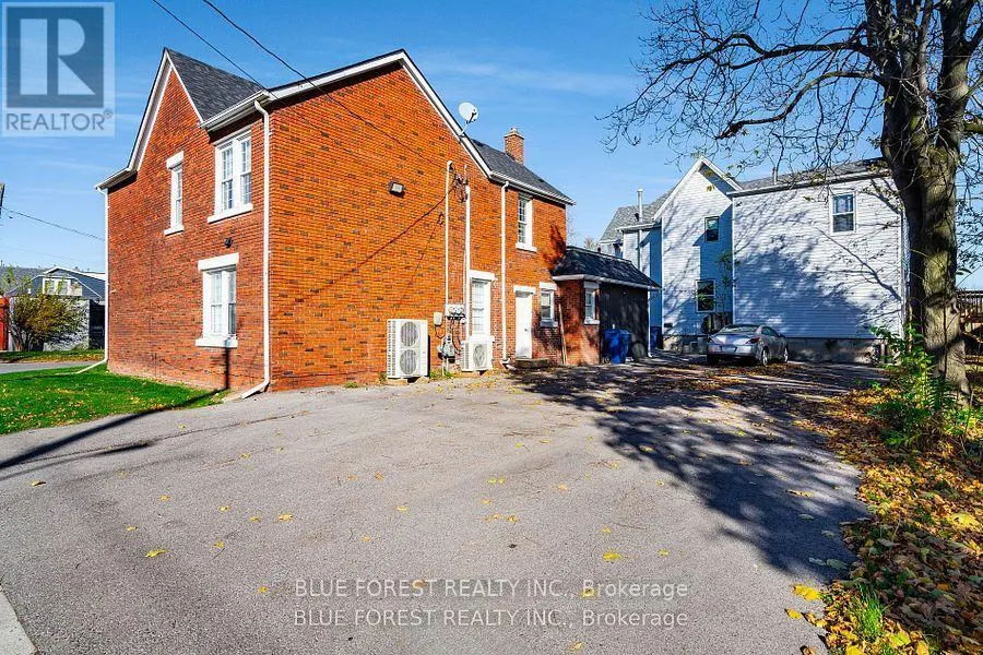 46-48 WELLINGTON STREET E