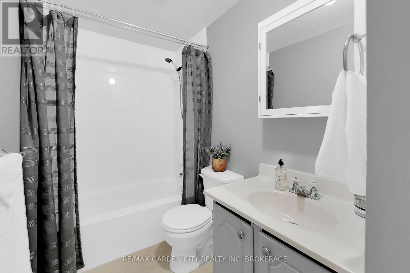 119 SILVAN DRIVE