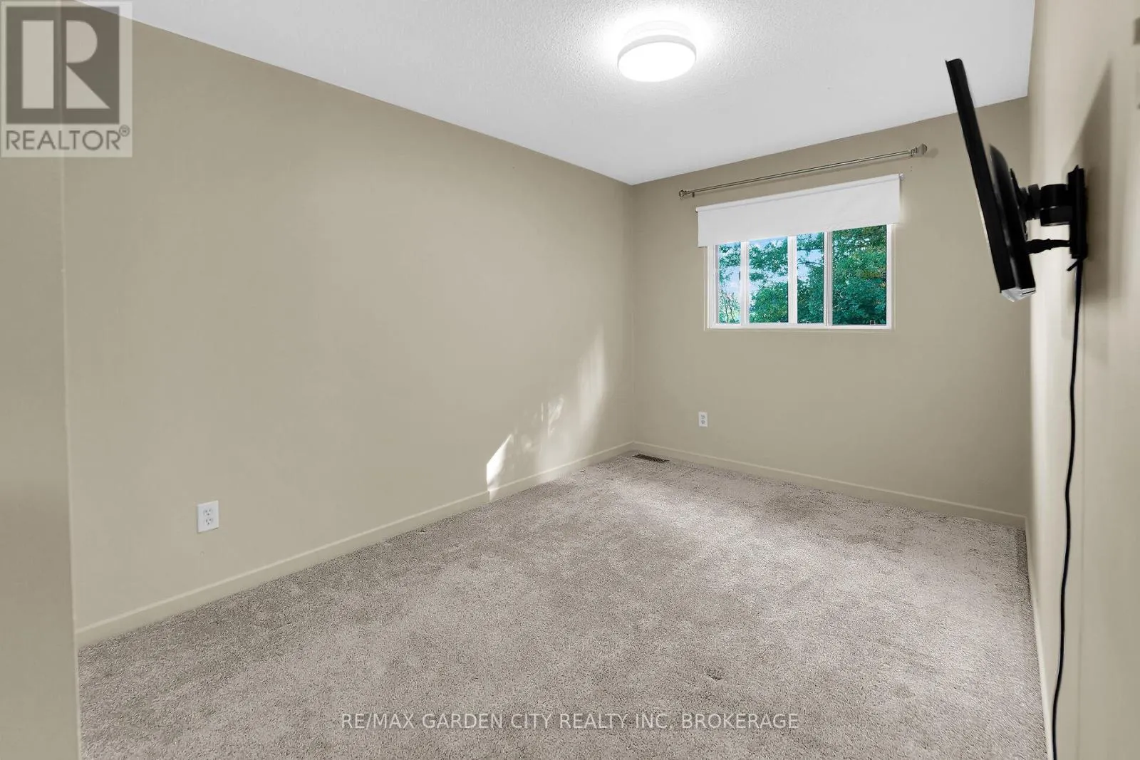 119 SILVAN DRIVE
