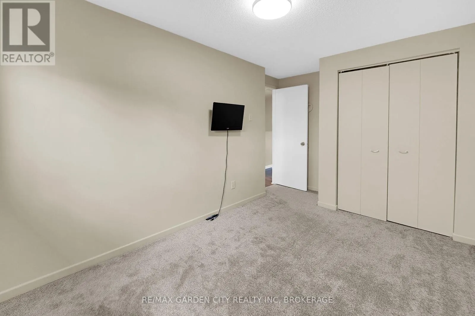 119 SILVAN DRIVE
