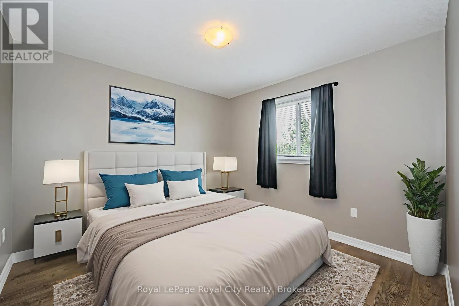19 - 105 BARD BOULEVARD, #19