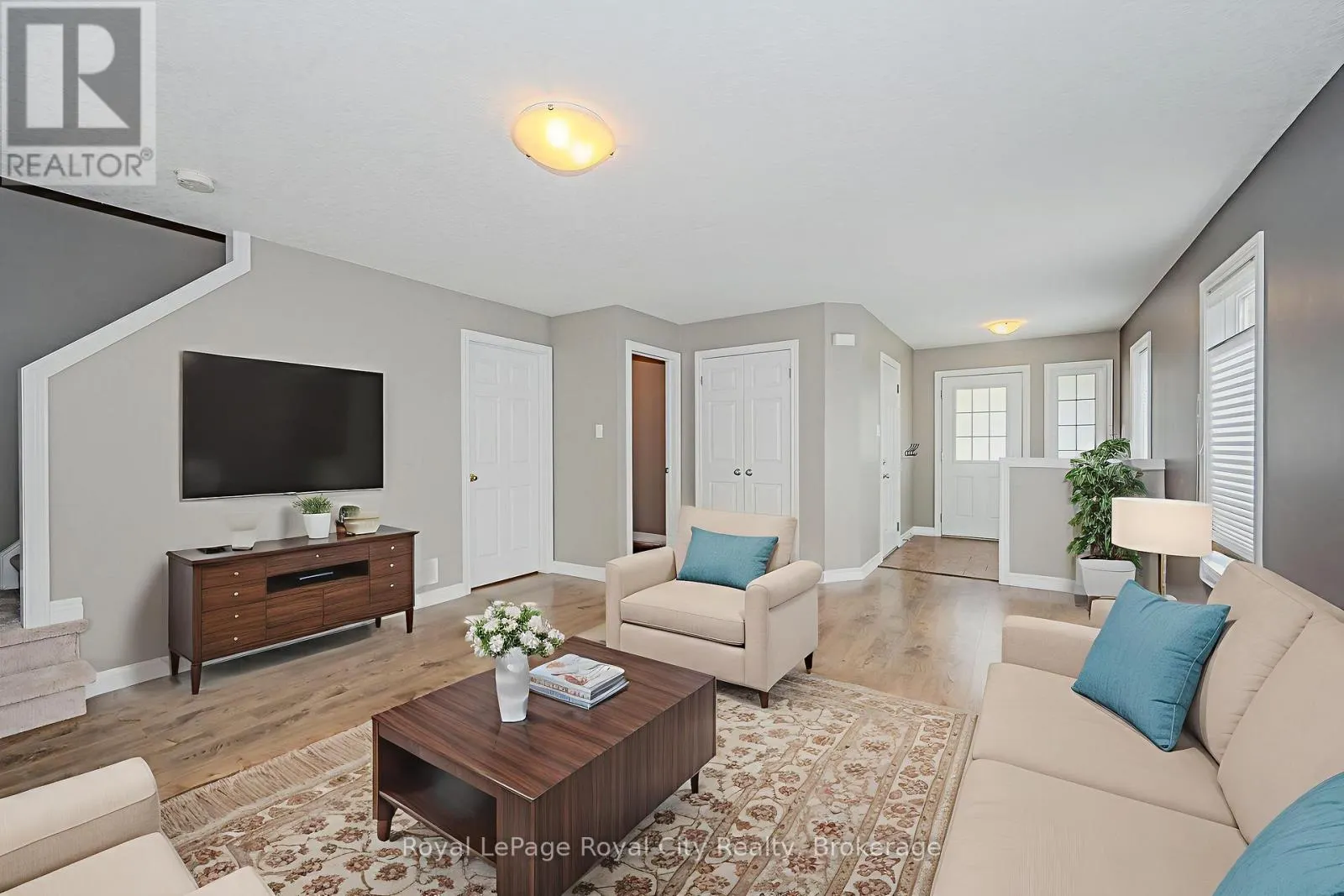 19 - 105 BARD BOULEVARD, #19