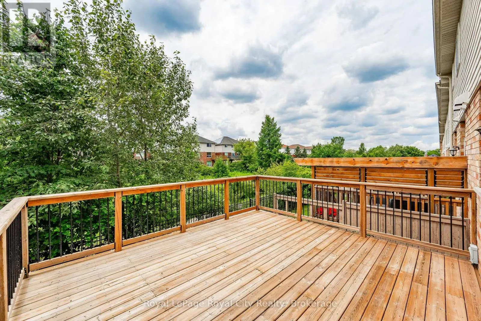 19 - 105 BARD BOULEVARD, #19