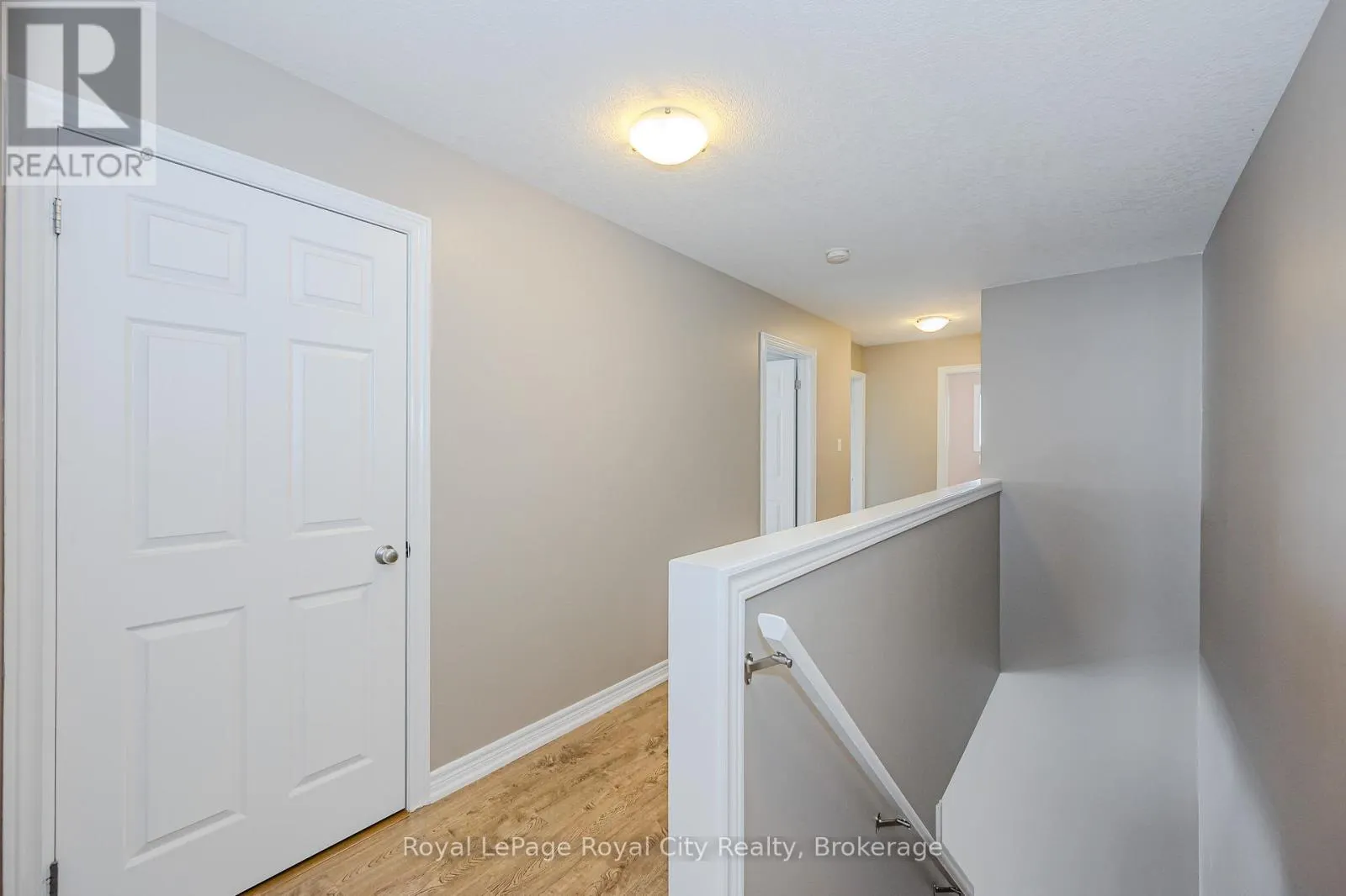 19 - 105 BARD BOULEVARD, #19