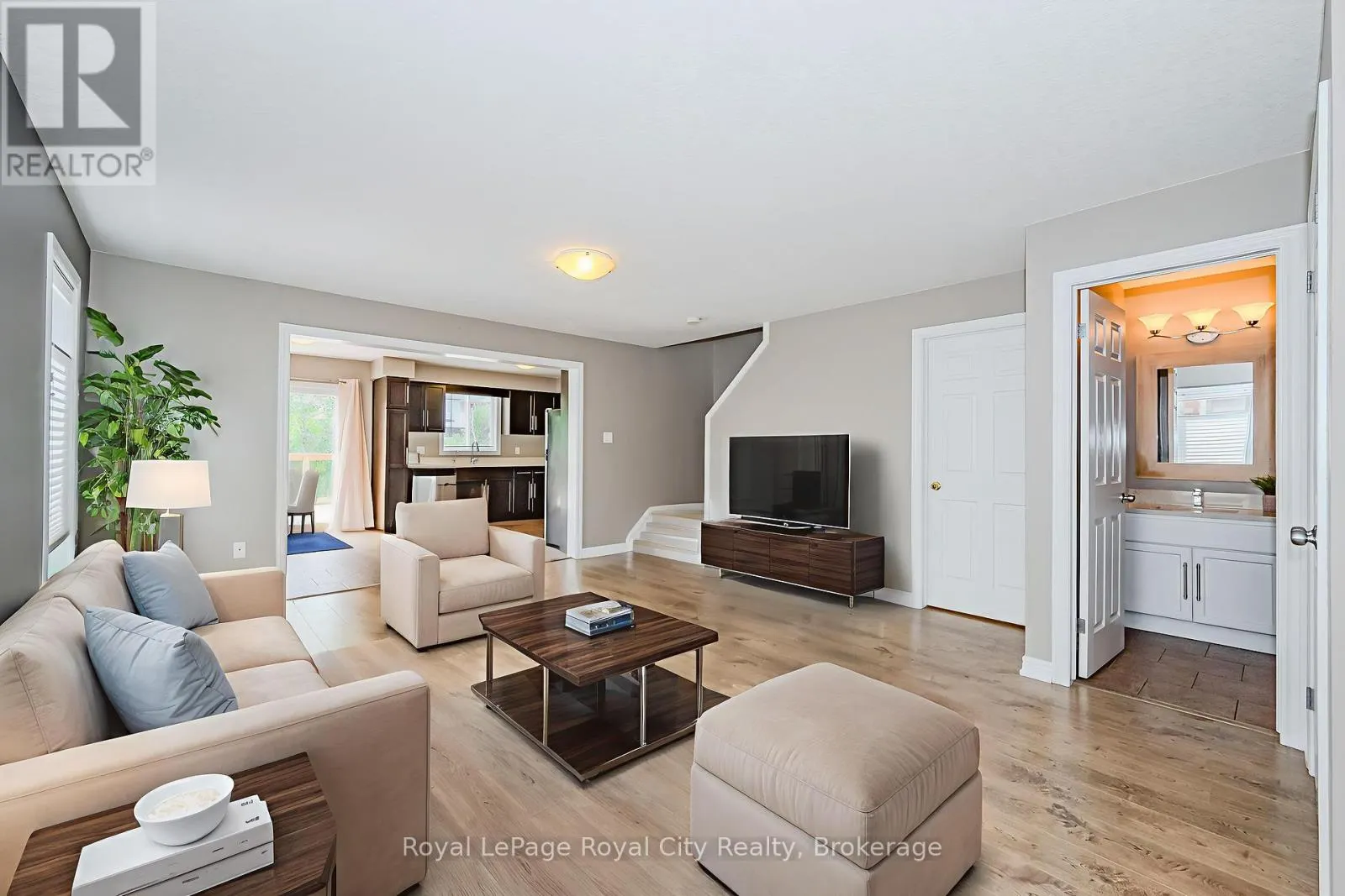 19 - 105 BARD BOULEVARD, #19
