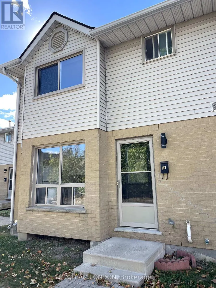 58 - 35 WATERMAN AVENUE, #58