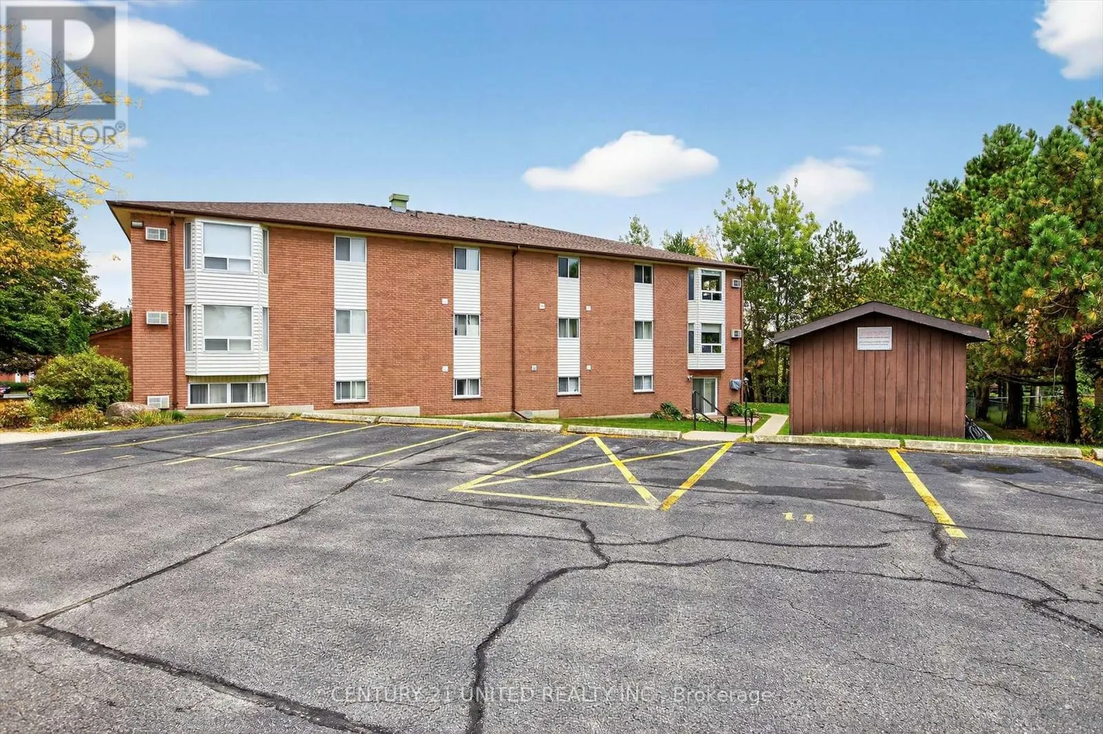 303 - 2020 MAPLERIDGE DRIVE, #303