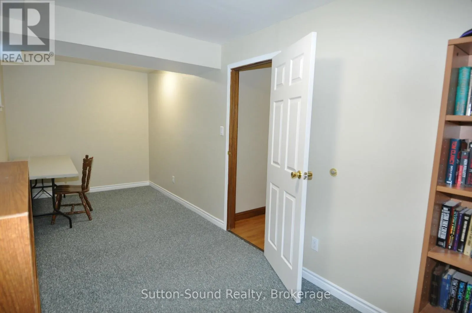232 FINDEN STREET
