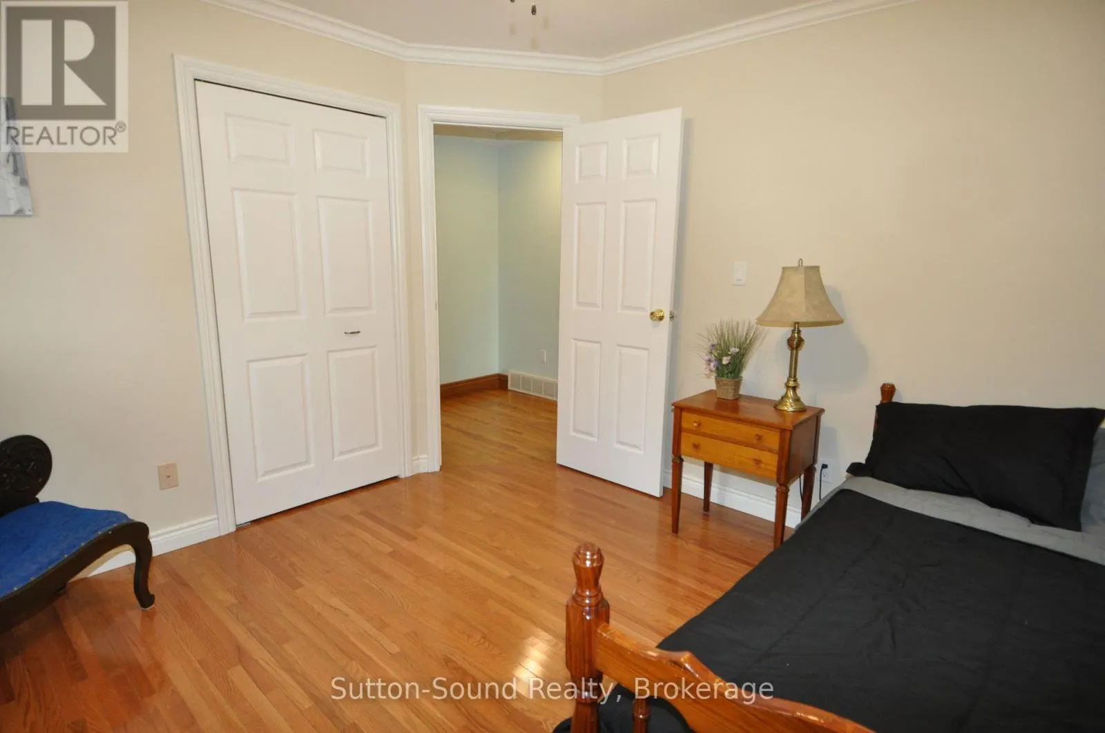 232 FINDEN STREET