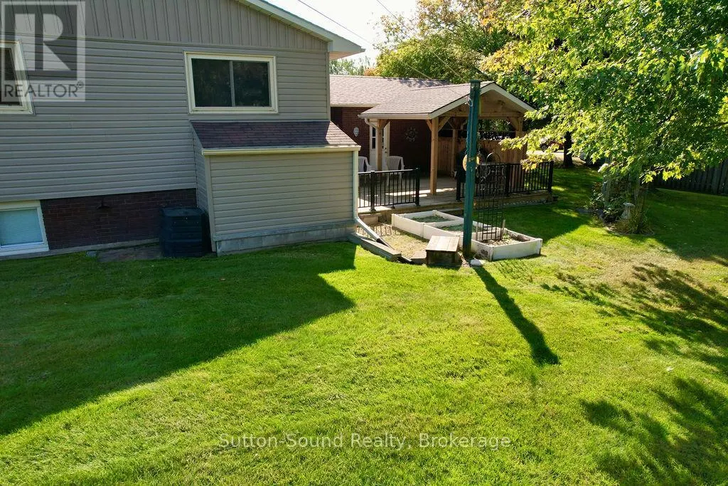 232 FINDEN STREET