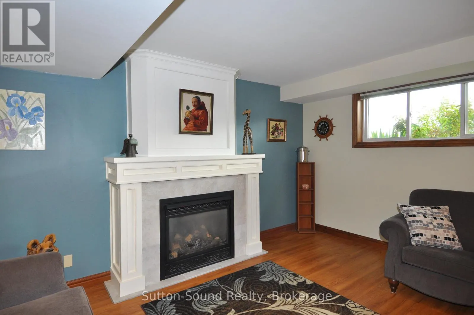 232 FINDEN STREET