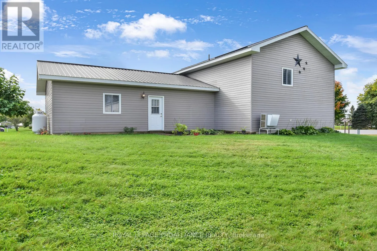11 JUDY PLACE