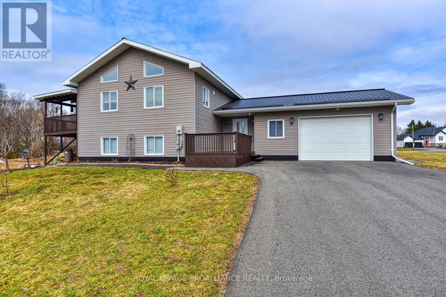 11 JUDY PLACE