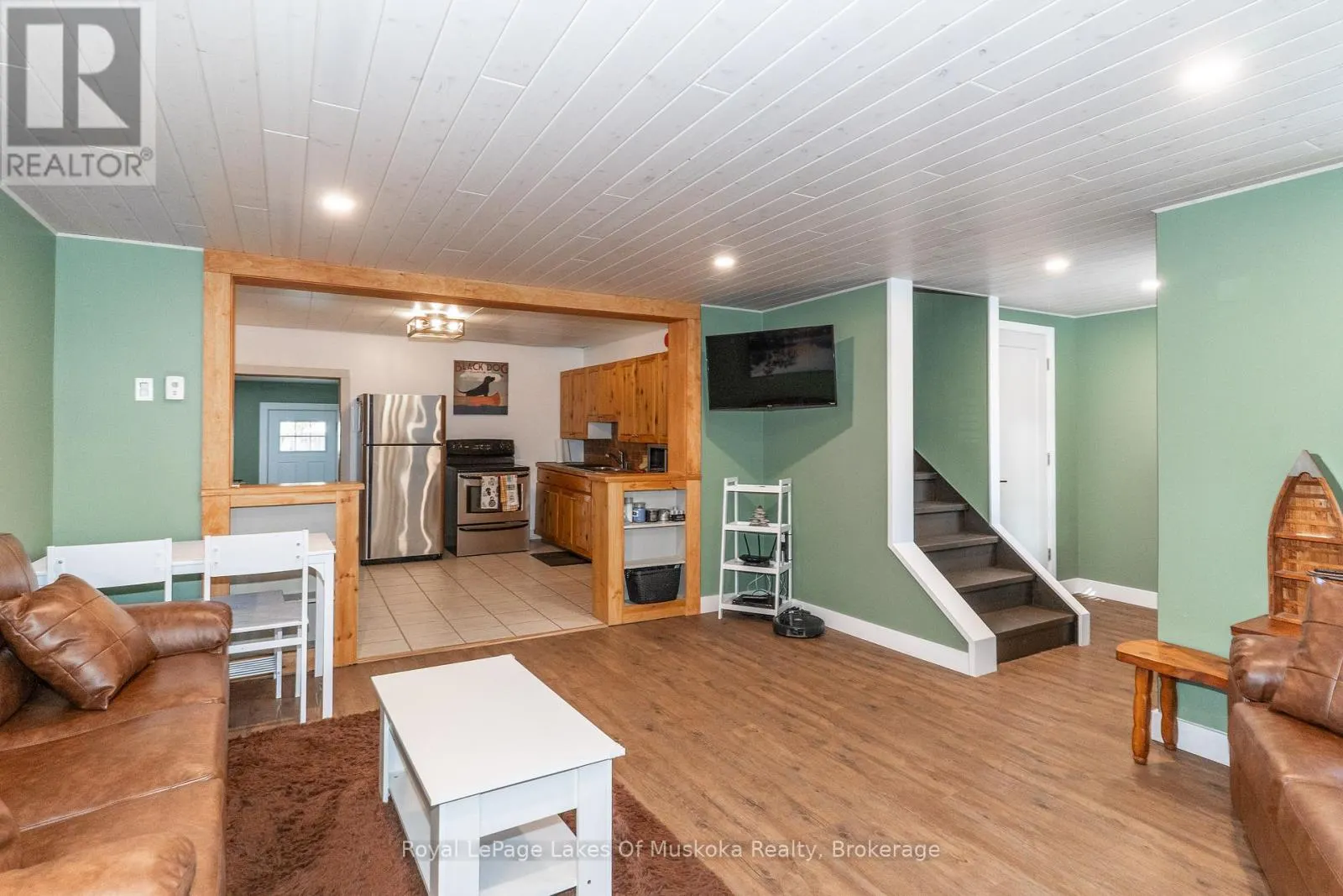 570 PINEDALE ROAD