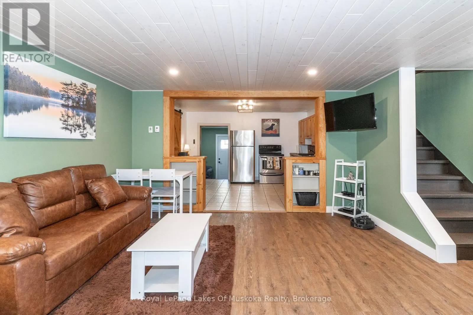 570 PINEDALE ROAD