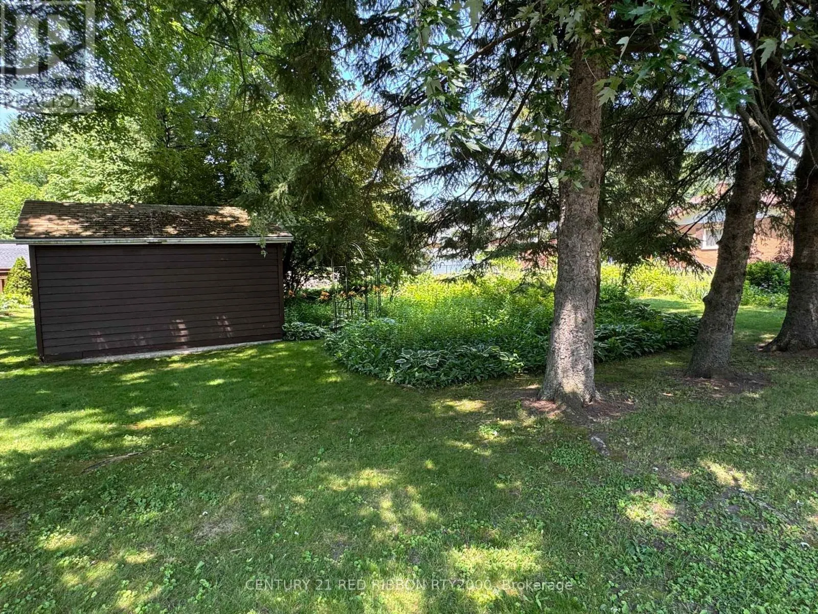 730 GLOVER CRESCENT