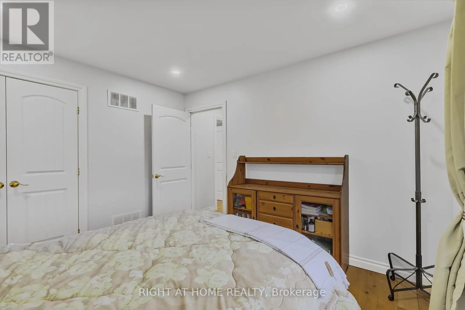 371 DIGBY LAXTON BOUNDARY ROAD