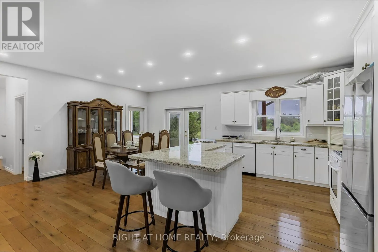 371 DIGBY LAXTON BOUNDARY ROAD