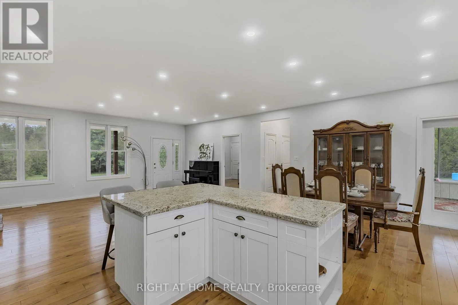 371 DIGBY LAXTON BOUNDARY ROAD