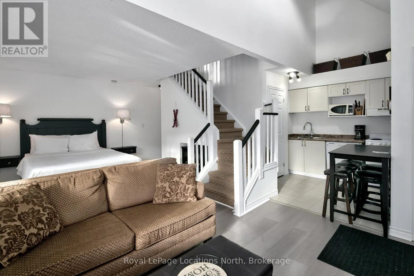 116 - 796468 GREY 19 ROAD, #116