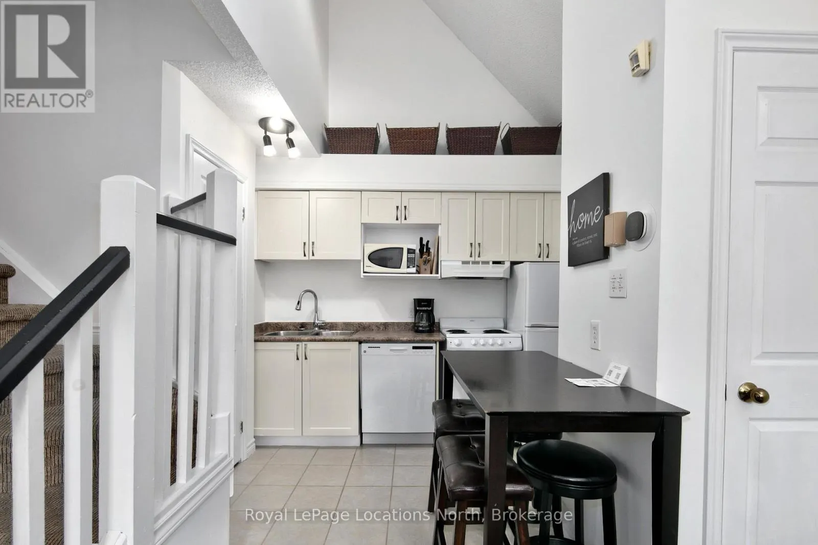 116 - 796468 GREY 19 ROAD, #116